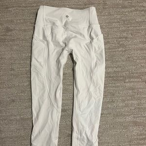 White Lululemon Size 6 Leggings